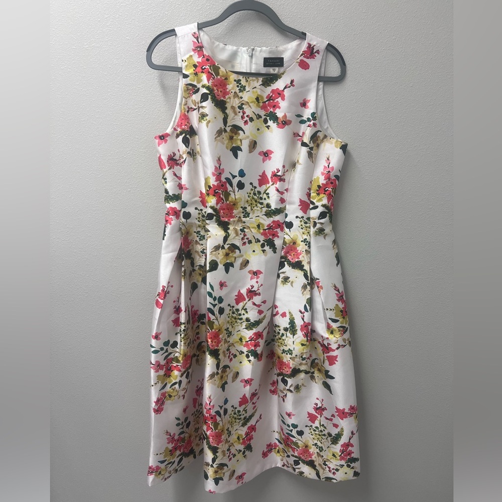 Tahari Women’s Floral Cocktail Dress Size 12